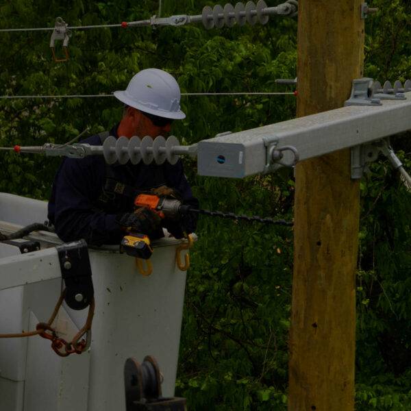MacLean Power Systems - Electric Power Utility Product Manufacturer